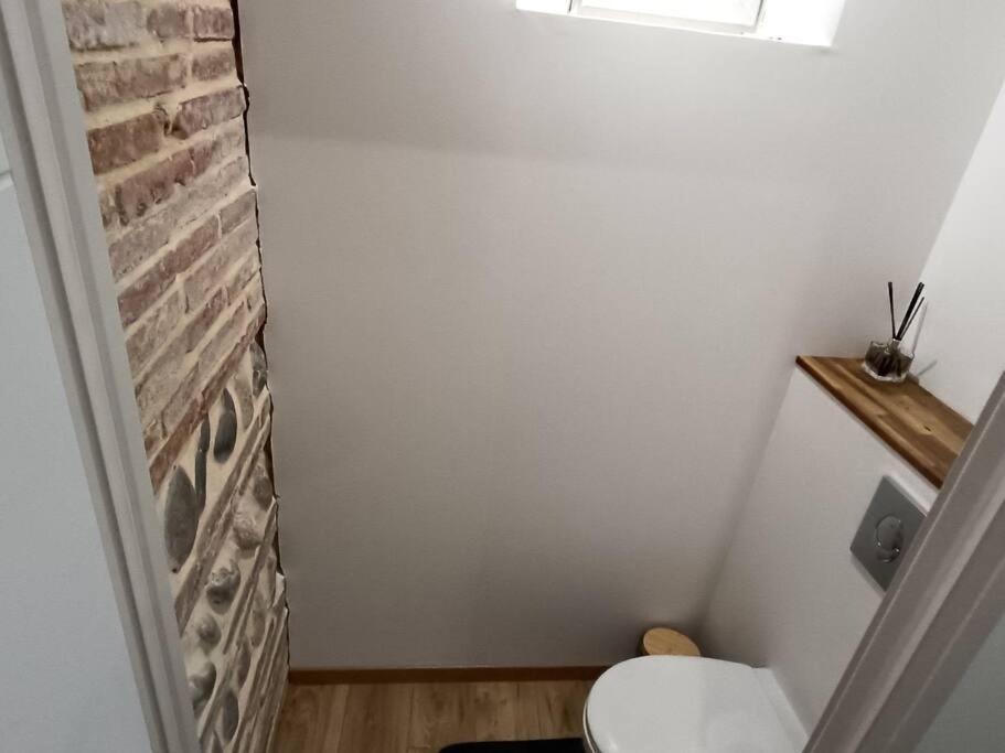 Appartement Entier Avec Garage.